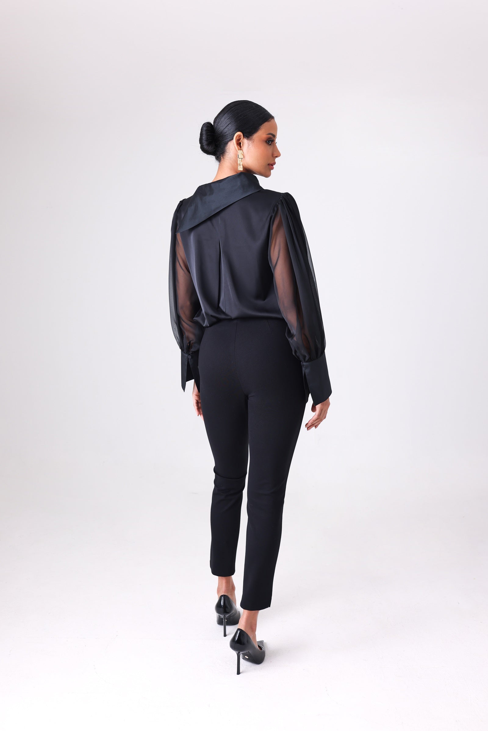Skinny pants image 1