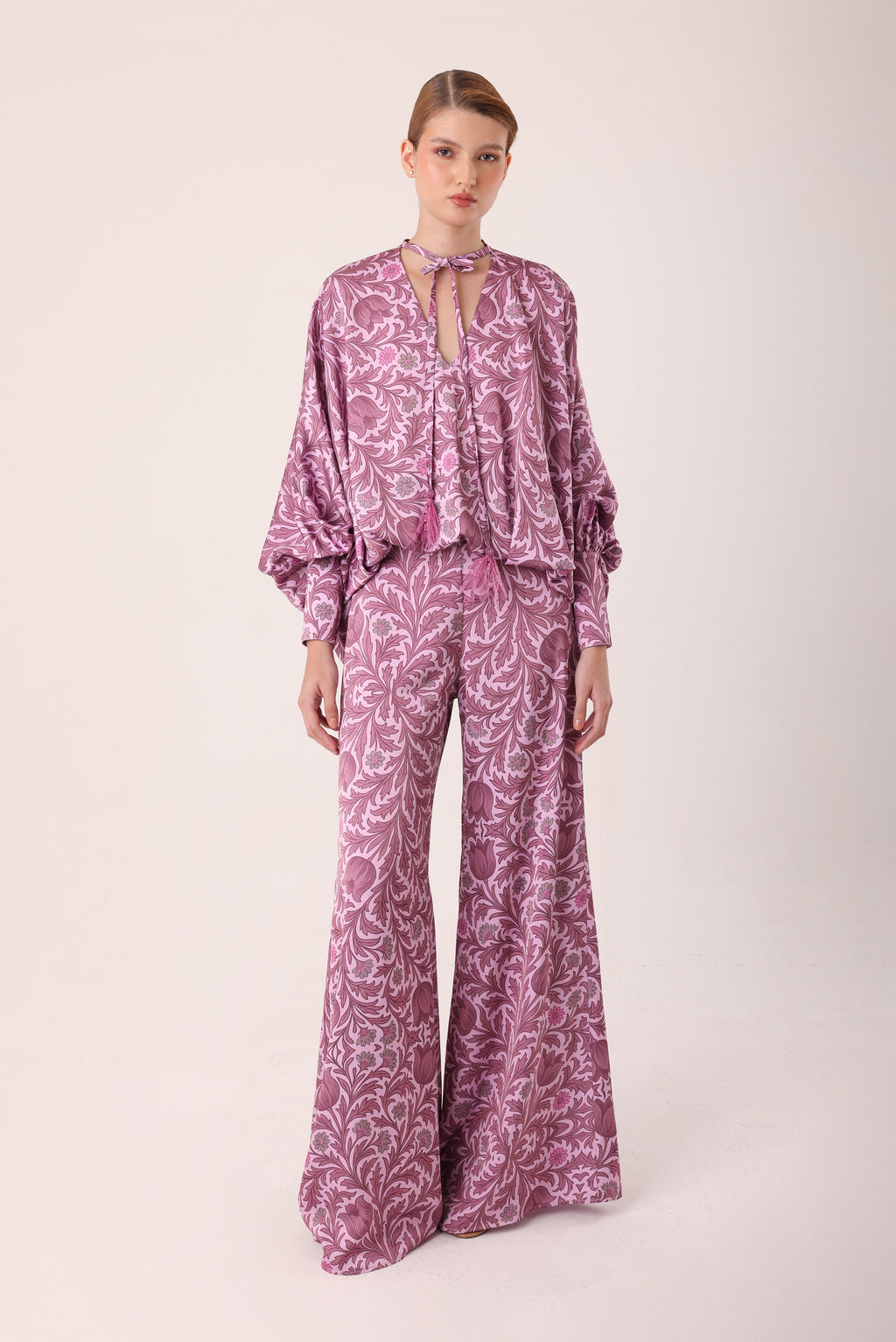 Leslie Pants image 0